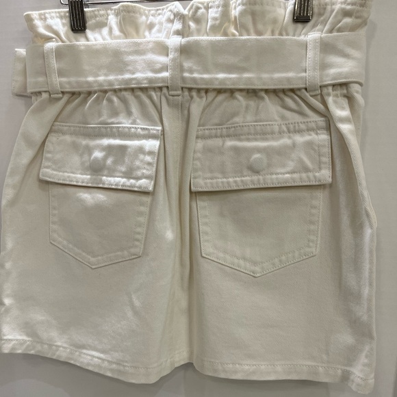 White Mini Skirt with Belt - Picture 3 of 10